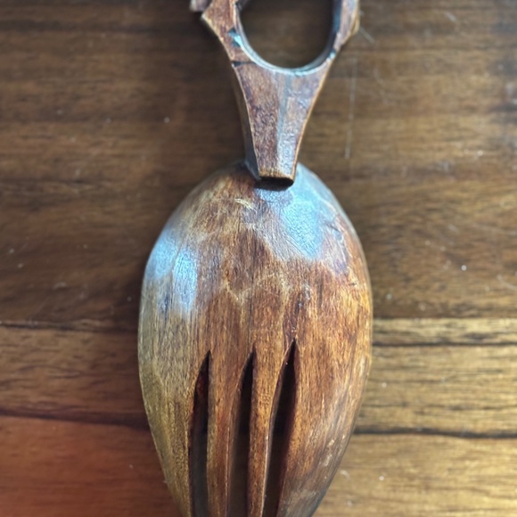 Wooden Hand Carved Giraffe Salad Fork Utensil Safari Africa - Picture 4 of 4